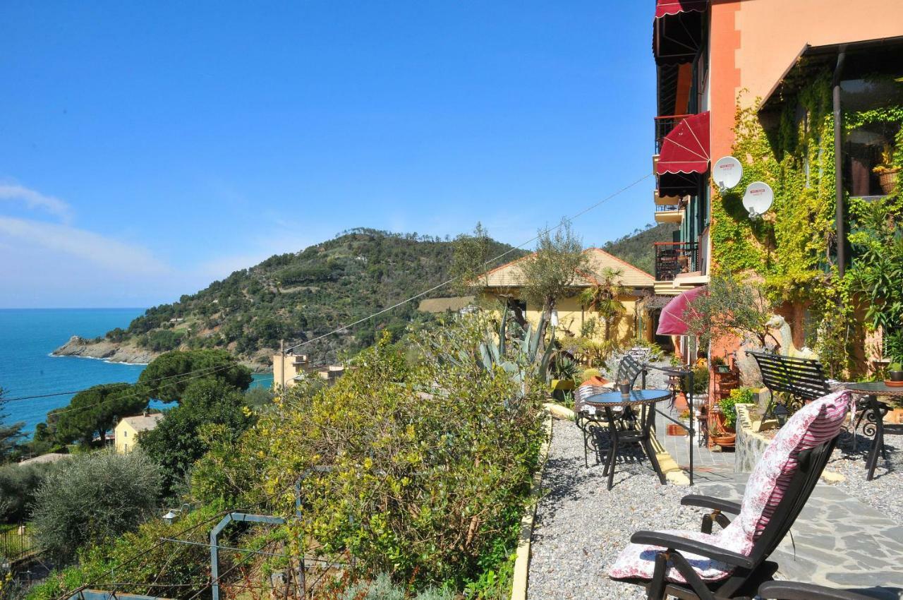 Hotel Villa Belvedere بوناسولا المظهر الخارجي الصورة